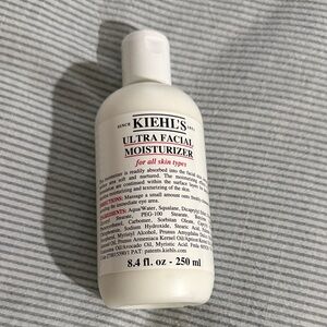Kiehl's Ultra Facial Moisturizer - White Bottle